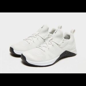 WMNS Nike Metcon Flyknit 3 (IN ORIGINAL BOX)